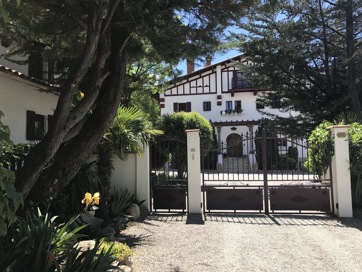La Villa Du Parc Прад Стая снимка