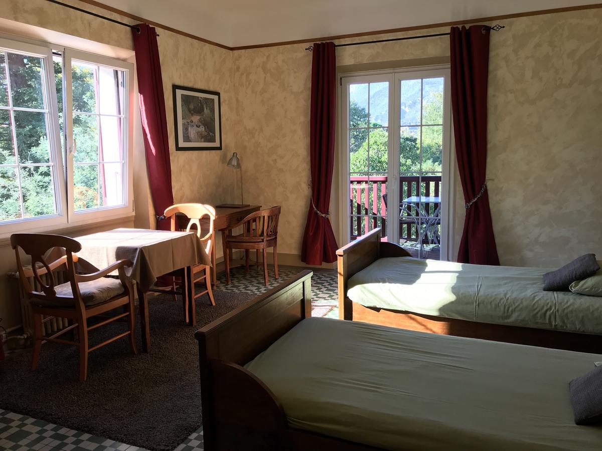 La Villa Du Parc Прад Стая снимка