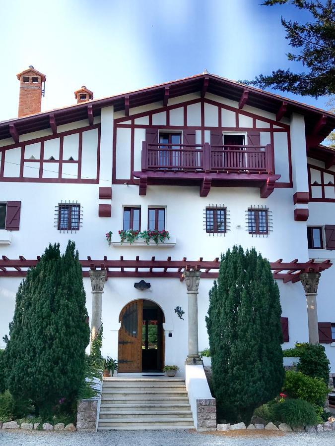 La Villa Du Parc Прад Стая снимка